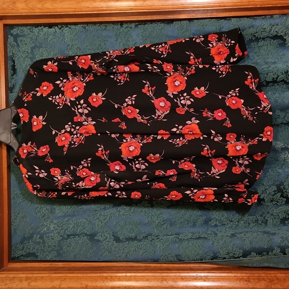Lipslide Red and Black Ruffled Floral Blouse with Choker Neck - Picture 5 of 5
